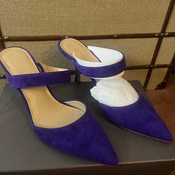 Ann Taylor Gorgeous Purple Meri Suede Mule/Pumps - Picture 2 of 8